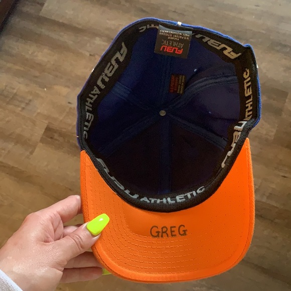 Knicks hat - Picture 3 of 4